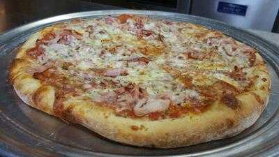 Seve-n-dots Publik Pizza Place