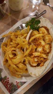 Makris Lobster & Steak House