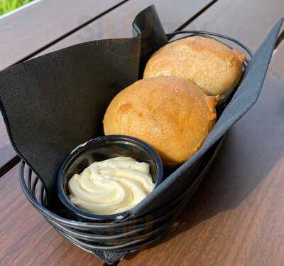 Fiddlers Bar & Grille