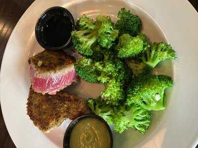 Fiddlers Bar & Grille