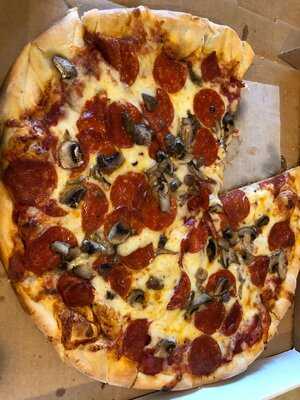 Pino's Pizza