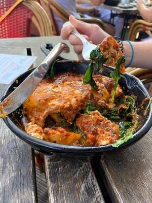 Cafe Hollander Brookfield Corners