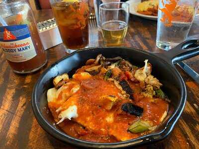 Cafe Hollander Brookfield Corners