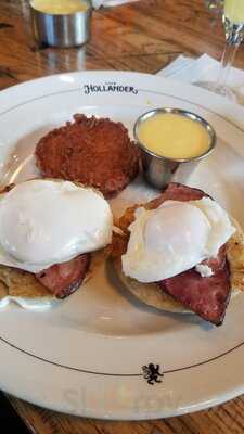 Cafe Hollander Brookfield Corners