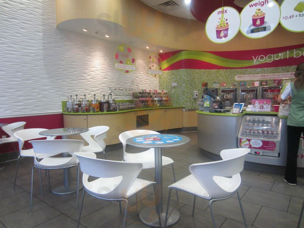 Menchie's Frozen Yogurt