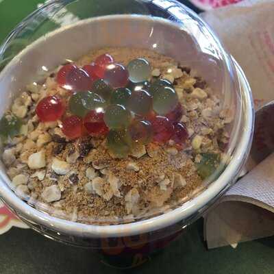 Menchie's Frozen Yogurt