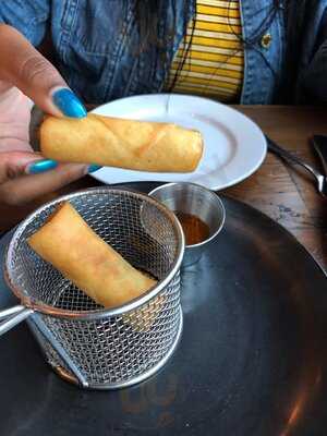 Lemongrass Asian Bistro