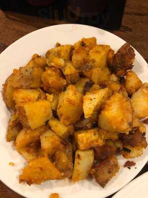 Carmela's On The Extension