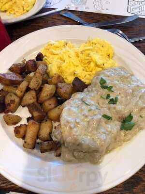 Carmela's On The Extension