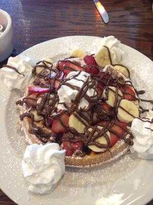 Carmela's On The Extension