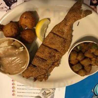 Libby's Catfish And Diner