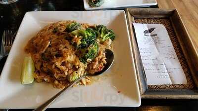 Bai Tong Thai Restaurant
