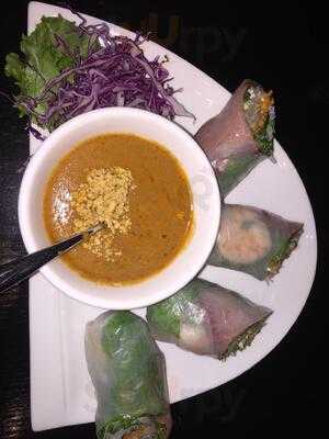 Bai Tong Thai Restaurant