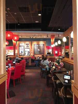 Red Robin Gourmet Burgers