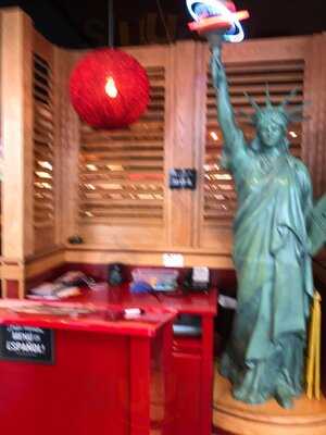 Red Robin Gourmet Burgers