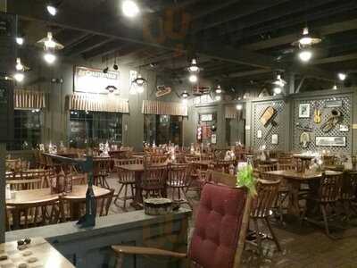 Cracker Barrel