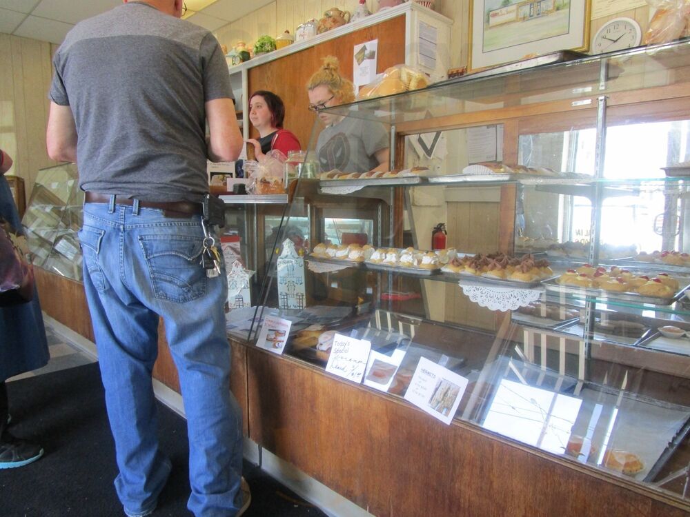 Bachini's Bakery