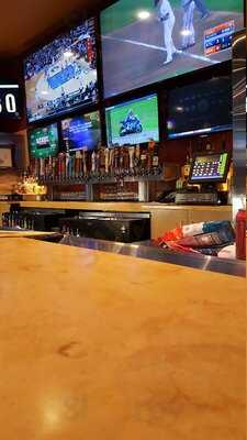 Buffalo Wild Wings Grill And Bar