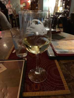 Shade Tree Wine Bistro