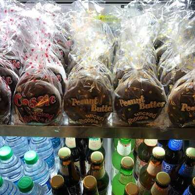 Cousins Maine Lobster