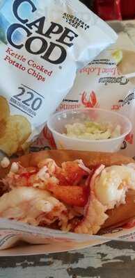 Cousins Maine Lobster