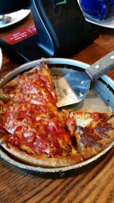 Uno Pizzeria & Grill