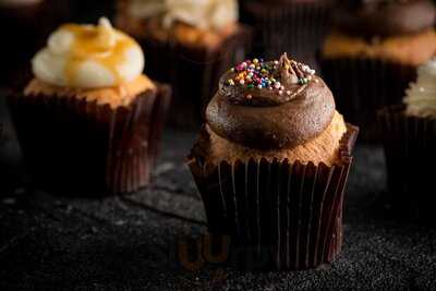 Little Cakes With Big Attitude