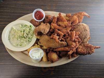 Bob's Catfish-n-more Restaurant