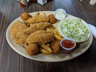 Bob's Catfish-n-more Restaurant
