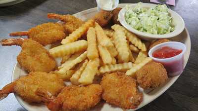 Bob's Catfish-n-more Restaurant