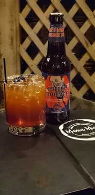 Mama Mia's On Blue Mound