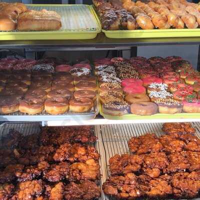 K-may Donut & Coffee House