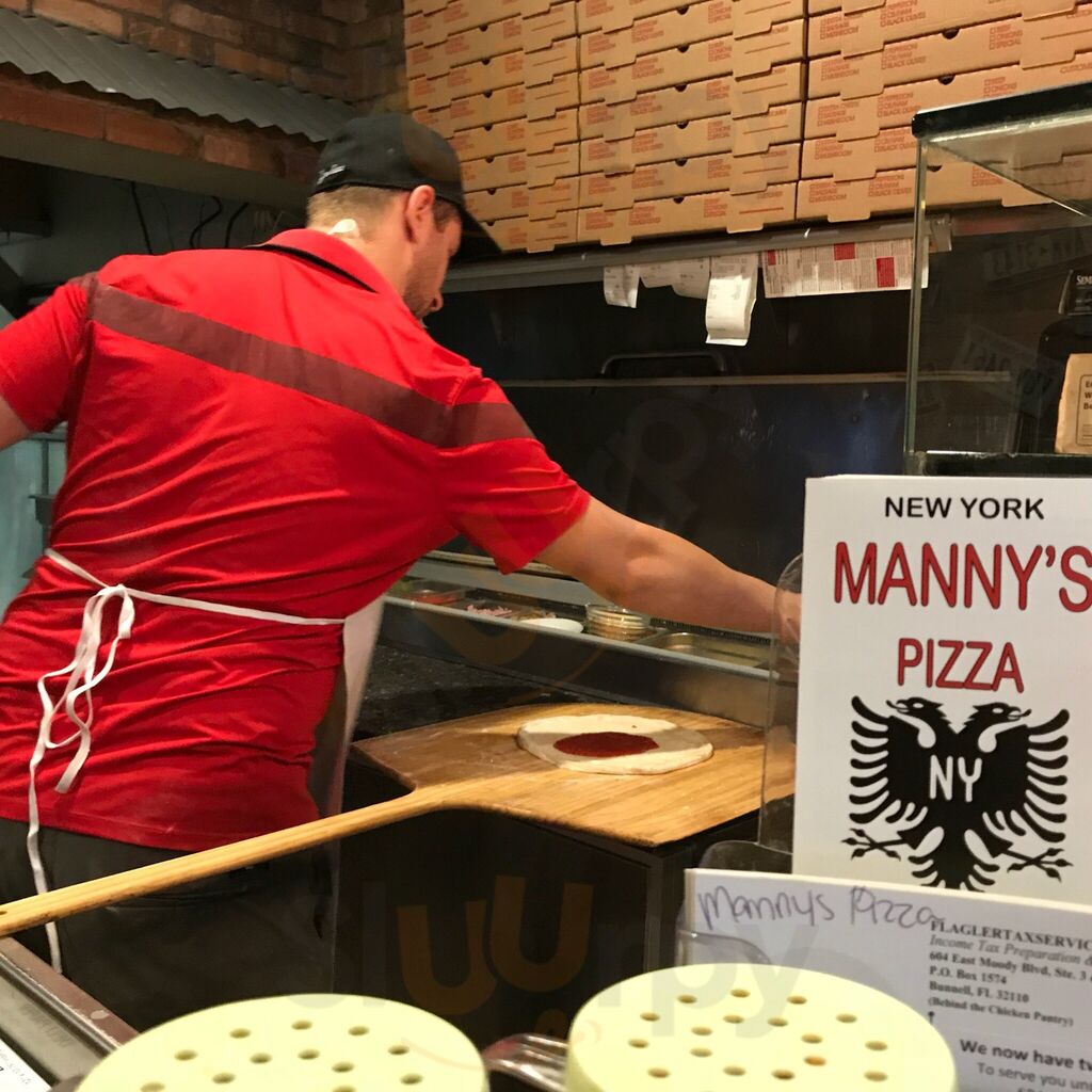 Manny's Pizzeria & Restaurant