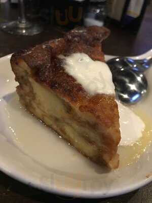 Walk-on's Sports Bistreaux - Alexandria Restaurant