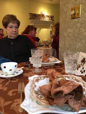 Camellia's Sin Tea Parlor And Gift Shop