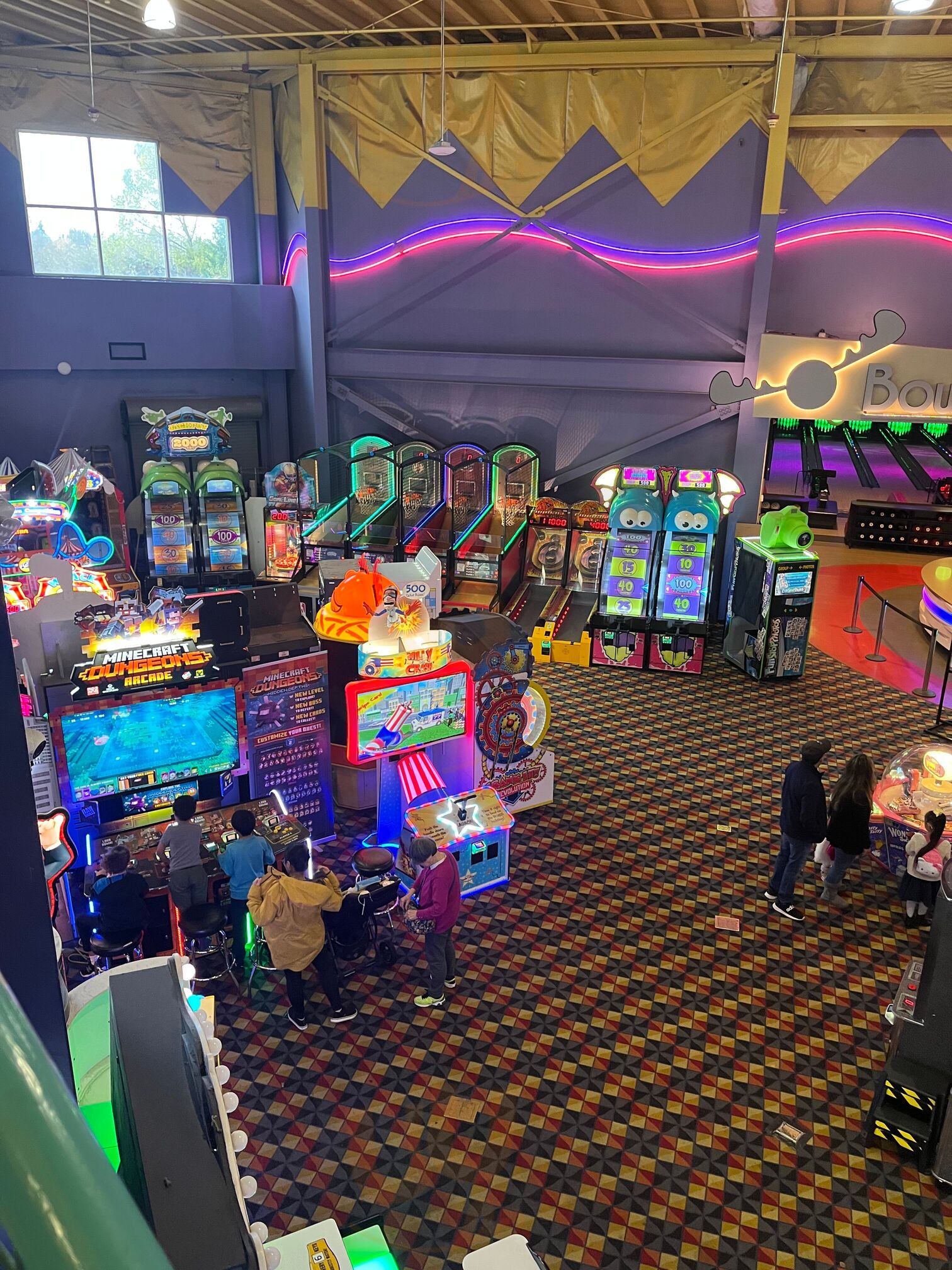 Family Fun Center & Bullwinkle's Restaurant