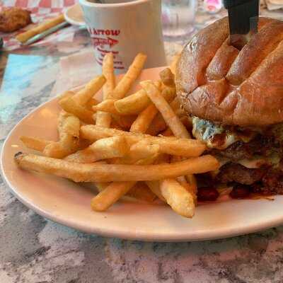 Red Arrow Diner