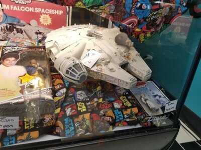 Back To The 80's Cafe & More