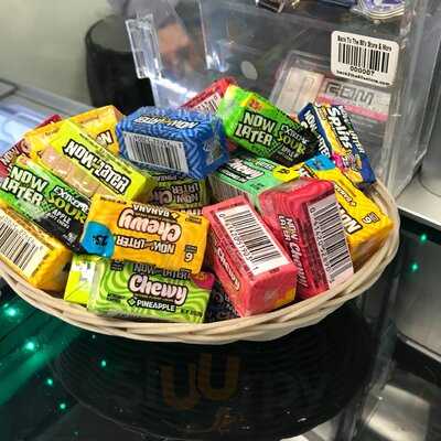 Back To The 80's Cafe & More