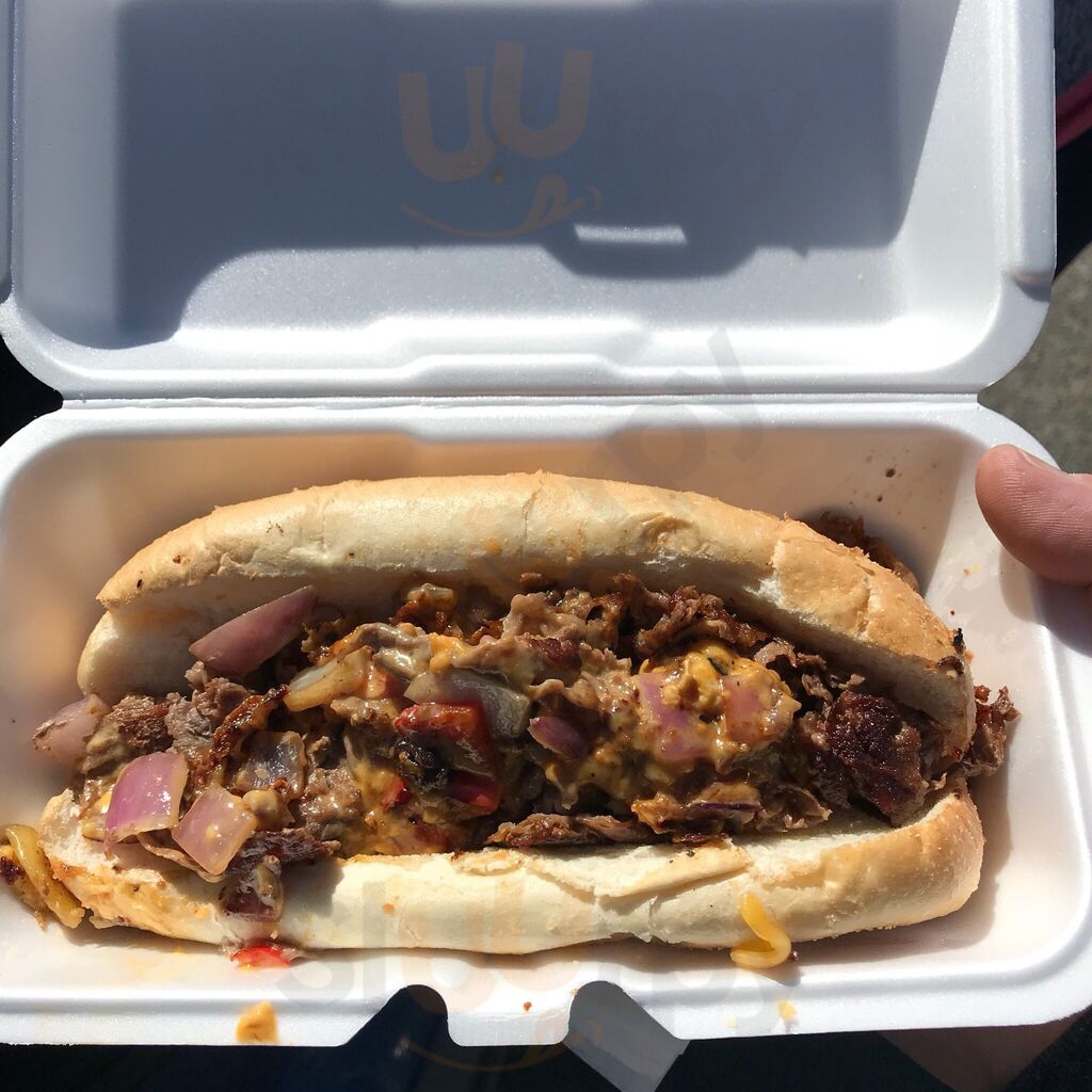 Mac And Cheese Steaks