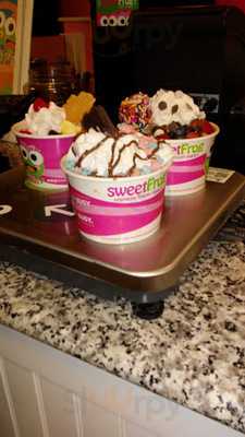 Sweet Frog Frozen Yogurt