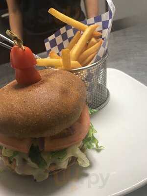 Q'salsas Latin Bar & Grill