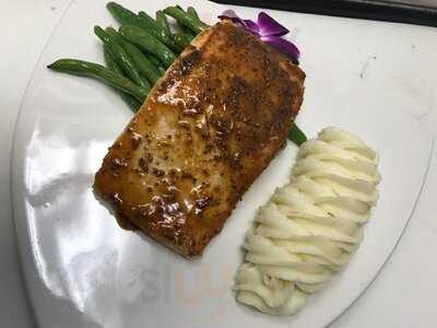 Q'salsas Latin Bar & Grill