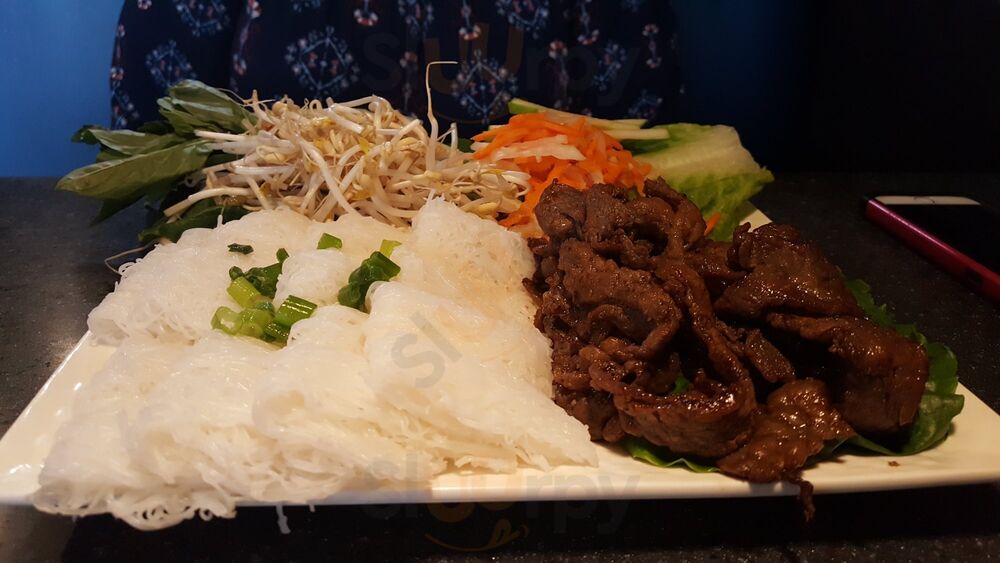 Le Delights - Banh Mi & Pho