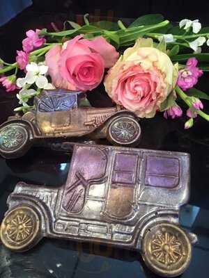 Le Rouge-handmade Chocolates By Aarti