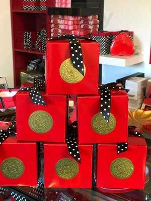 Le Rouge-handmade Chocolates By Aarti