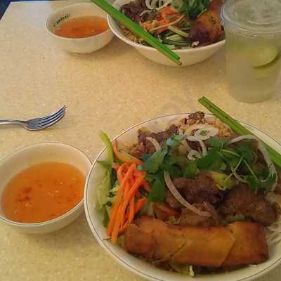 Pho Tai