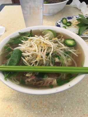 Pho Tai