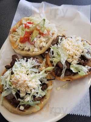 Taqueria Los Compadres