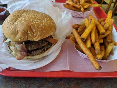 Fat Mo's Burgers
